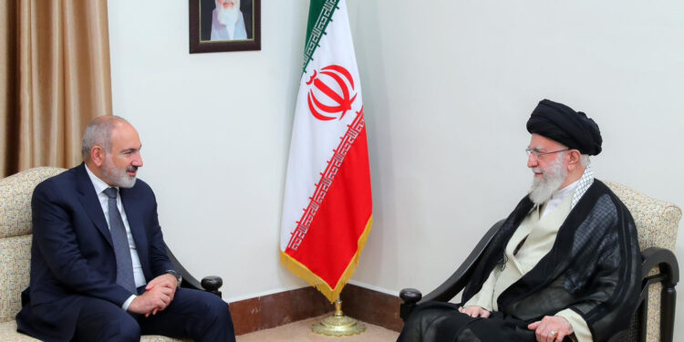 Հայաստանը և Իրանը կշարունակեն ջերմ ու բարեկամական հարաբերությունների զարգացմանը միտված քայլերը. հանդիպել են Փաշինյանը և Խամենեին