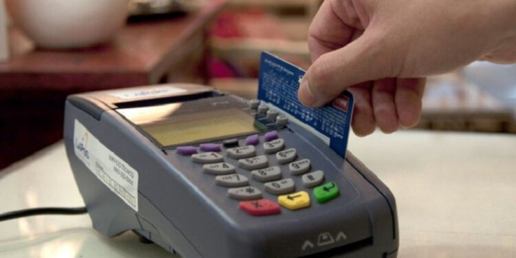 Անկանխիկ եղանակով վճարումներից կենսաթոշակառուներին հետվճարը 10%-ի փոխարեն կսահմանվի 12 %, իսկ հետվճարի առավելագույն չափը 5000 դրամից կդառնա 6000 դրամ