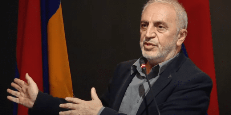 «Առնվազն յոթ երկրի փորձ կա, որ ջախջախվելուց հետո վերածնունդ են ունեցել, մենք էլ կարող ենք». Արամ Մանուկյան