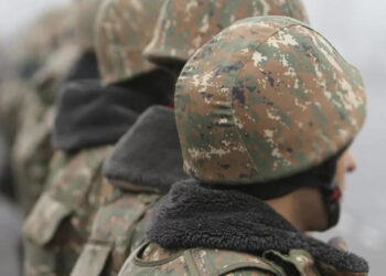 «Մամ ջան, պապ ջան, սաղ լավ ա, ոչ մի բանի մասին մի մտածեք». երեք եղբայրները զորակոչվել են ՀՀ զինված ուժեր (Տեսանյութ)