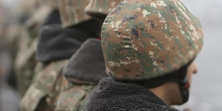 «Մամ ջան, պապ ջան, սաղ լավ ա, ոչ մի բանի մասին մի մտածեք». երեք եղբայրները զորակոչվել են ՀՀ զինված ուժեր (Տեսանյութ)