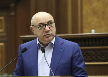 Գուրգեն Արսենյանի՝ պատգամավորի լիազորությունները դադարեցված են