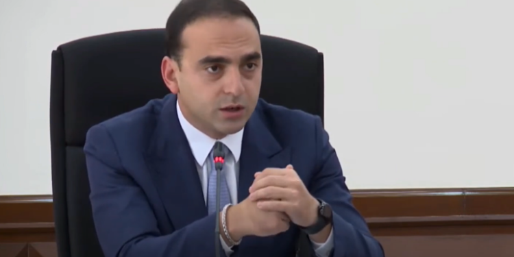 «Քաղաքացին 3 օրվա ընթացքում մեզնից պետք է իմանա, թե ինչ է տեղի ունենալու՝ կամ խնդիրը լուծվել է, կամ՝ ինչ ժամկետում է լուծվելու». Ավինյան