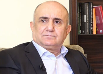 Բաբայանը իրեն պատկերացնում է ՀՀ տեղահանված արցախցիների առաջնորդ. քաղաքական ախորժակը կրկին բացվել է. «Ժողովուրդ»