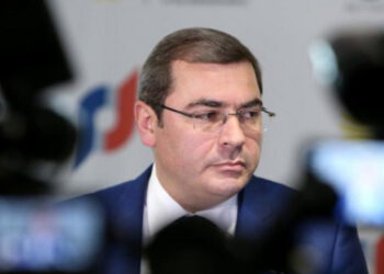 «Կործանարար է, երբ սեփական ընտանիքը պաշտպանելը շատ ավելի քիչ մտորումներ և վարանումներ է առաջացնում, քան սեփական պետությունն ու հայրենիքը պաշտպանելը». Անանյան