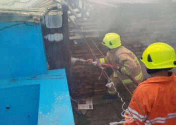 Էջմիածնում գործող կահույքի արտադրամասում հրդեհ է բռնկվել