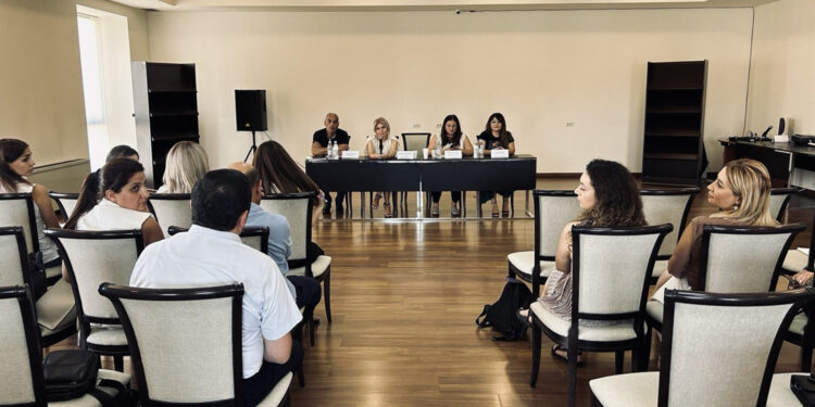 ԿԳՄՍ նախարարի տեղակալի գլխավորությամբ քննարկվել է ատեստավորման ենթակա ուսուցիչների վերապատրաստման գործընթացը