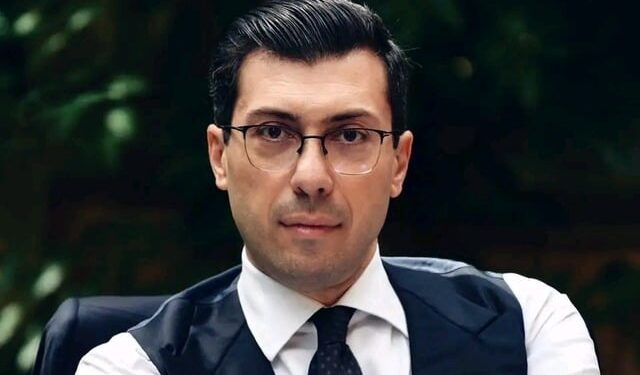 «Նա չէր պատկերացնում իր կյանքը Արցախից հեռու». Մ. Մինասյանը շնորհավորել է Բակո Սահակյանի տարեդարձը