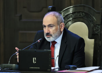 «Տաքսու վարորդների վճարած 20 դրամով պետք է ճանապարհներ կառուցվեն, երթևեկության անվտանգությունն ապահովվի, իրենց համար հաճախորդներ ապահովենք»․ Փաշինյան