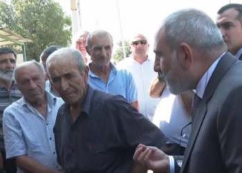 «Դե արի, իմ տեղը կանգնի, ասա` ինչ անենք». Փաշինյանը գյուղացուն առաջարկում է մտածելակերպ փոխել