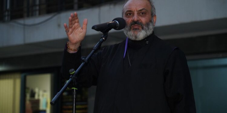 «Համակարգչի առջև նստած՝ Արցախը հանձնել են»․ Բագրատ Սրբազան