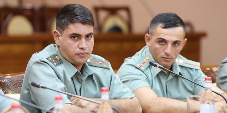 Պապիկյանը կարևորել է երիտասարդության դերը և սերնդափոխության անհրաժեշտությունը պետության, ԶՈՒ զարգացման տեսլականը կյանքի կոչելու գործում