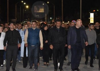 Մանվել Փարամազյանը ՔՊ-ի «կրոնն ընդունել է», իսկ Փարսյանը` ոչ. «Հրապարակ»