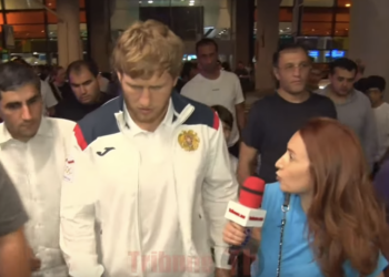 Արթուր Ալեքսանյանը՝Արծրուն Հովհաննիսյանի հետ նկարի մասին. մարդիկ գալիս նկարվում են,չեմ կարում մերժեմ. տեսանյութ