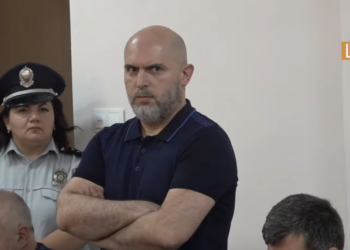 «Իմ կալանքը Նիկոլ Փաշինյանի վախի և ոխի արտահայտումն է, վարչապետ է, բայց նախանձում է անգամ Էդմոն Մարուքյանին». Աշոտյան