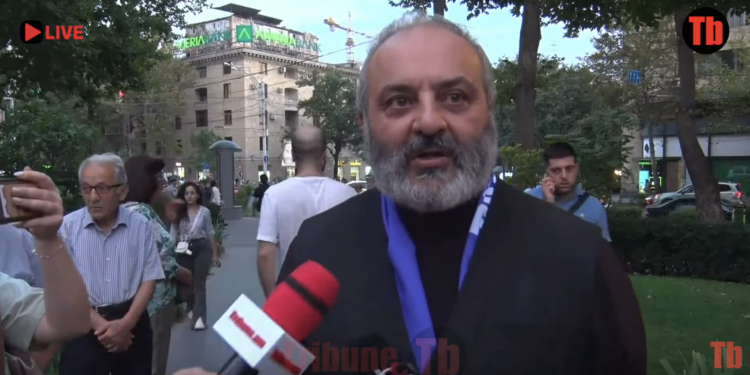 Առուշանյանին աջակցությունս եմ մաղթում. Բագրատ սրբազան. տեսանյութ