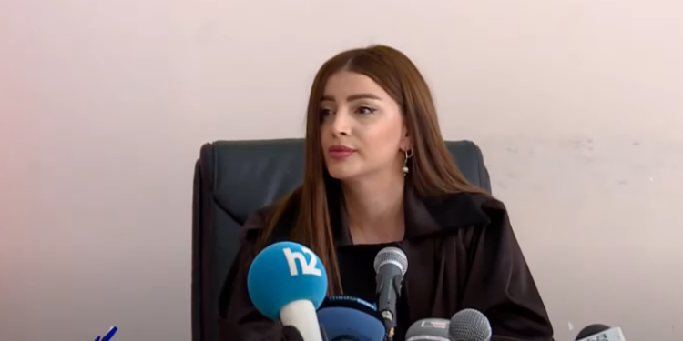 Հրայր Թովմասյանի գործով դատավոր Տաթևիկ Գրիգորյանը քրեադատավարական նոր ինստիտուտ կիրառեց՝ հանդես եկավ ինքնապաշտպանական ճառով