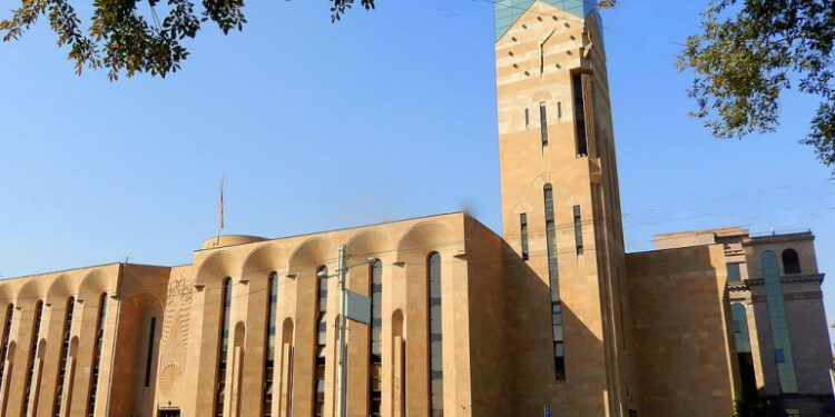 Ինչպե՞ս են գնահատել երևանցիները Երևանի ավագանու աշխատանքը՝ ըստ խմբակցությունների