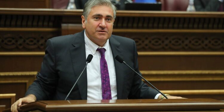 «Փաշինյանն ասում է՝ երբեք այսքան ապահով չի եղել Կիրանցը, ուրեմն թող սահմանը բերի Երևանով անցկացնի». Խաչատրյան