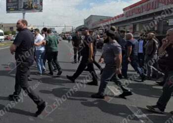 Կոտայքի մարզի «Զովք» սուպերմարկետի մոտից բերման է ենթարկվել 15 քաղաքացի