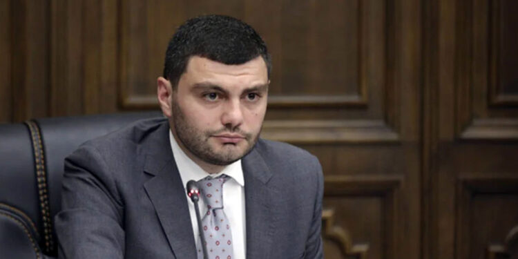 ԱԺ աշխատակազմի ղեկավարը ուսումնական պրակտիկան ԱԺ-ում է անցել. հանցա՞նք․«Ժողովուրդ»