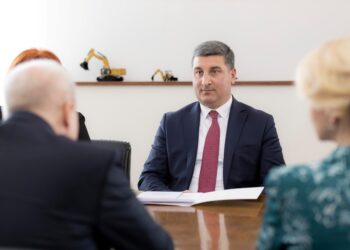 Գնել Սանոսյանն ու ՌԴ դեսպանը քննարկել են ՀԱԷԿ-ի ժամկետի կրկնակի երկարացման հետ կապված հարցը