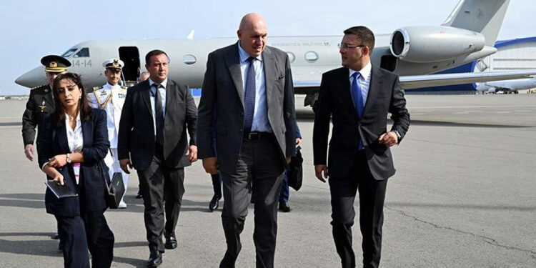 Իտալիայի պաշտպանության նախարարը ժամանել է Բաքու