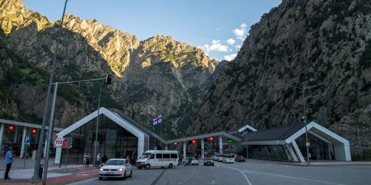 Վերին Լարսի ռուսական և վրացական անցակետերը սեպտեմբերի 18-ից հոկտեմբերի 2-ը որոշակի ժամերի չեն աշխատի