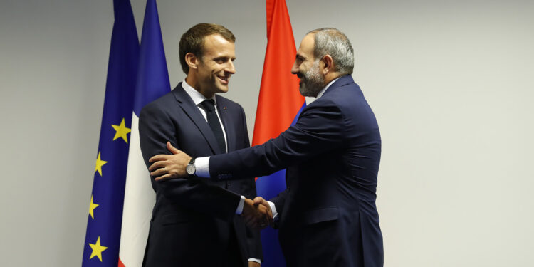 Մակրոնը կգա՞ Հայաստան. «Հրապարակ»