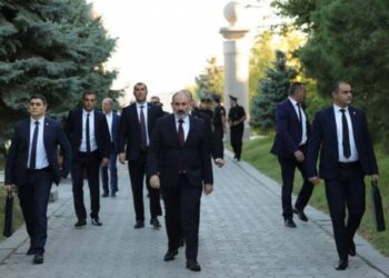 Փաշինյանը չի վստահում իր թիկնազորին. «Հրապարակ»