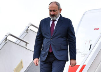 Փաշինյանը պաշտոնական այցով մեկնել է Վրաստան