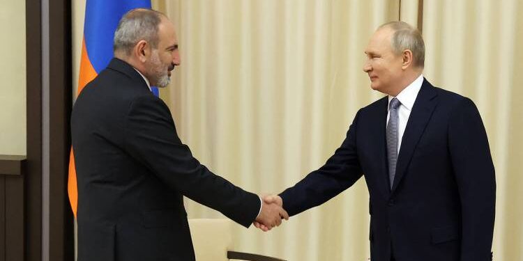 Ինչո՞ւ է Փաշինյանը կրկին վերադառնում Ռուսաստանի գիրկը. «Հրապարակ»