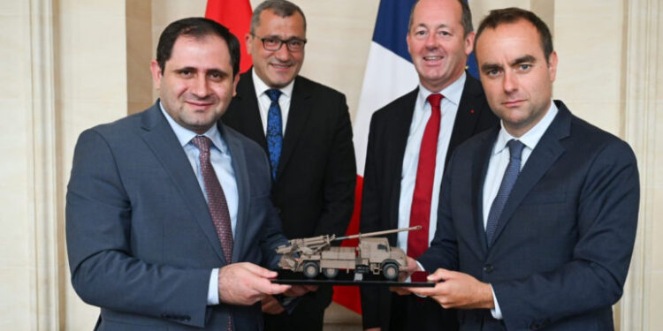 Փարիզի պահվածքը խանգարում է Բաքու-Երևան կարգավորմանը. Ադրբեջանի ԱԳՆ խոսնակ