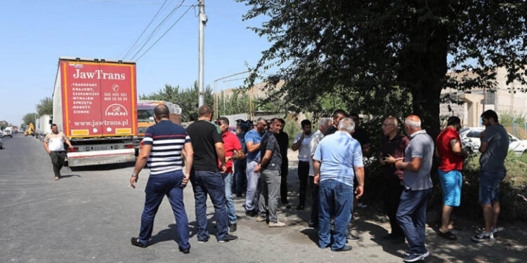 Ինչի՞ց են դժգոհում բեռնափոխադրողները. «Փաստ»