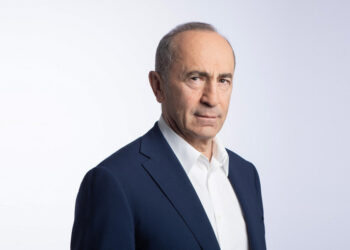 Ռոբերտ Քոչարյանը դատական նիստի վերաբերյալ ծանուցում չի ստացել․ նա արտերկրում է