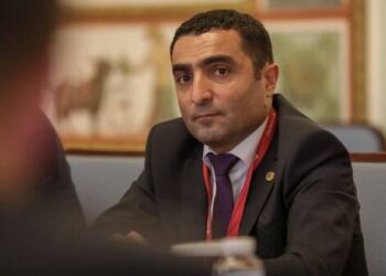 Ռոմանոսի գլխին էլ են սև ամպեր կուտակվել. «Հրապարակ»