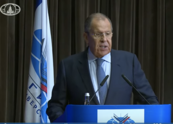 «ՌԴ-Հայաստան-Ադրբեջան եռակողմ պայմանավորվածություններն օդում կախված են մնացել». Լավրով