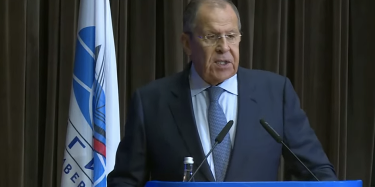 «ՌԴ-Հայաստան-Ադրբեջան եռակողմ պայմանավորվածություններն օդում կախված են մնացել». Լավրով