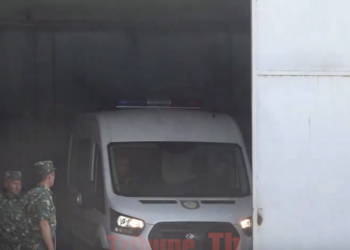 Արմեն Աշոտյանը դուրս եկավ կալանավայրից. տեսանյութ