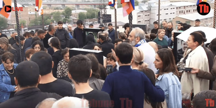 Ուխտ՝ շիրիմի մոտ. ցավը մեզ պիտի մղի գործելու, ոչ թե հակառակը. Բագրատ սրբազան. տեսանյութ