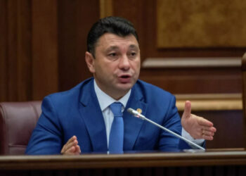 «Հայրենիքից հրաժարվողը մի օր կարող է հրաժարվել նաեւ պետությունից». Շարմազանով