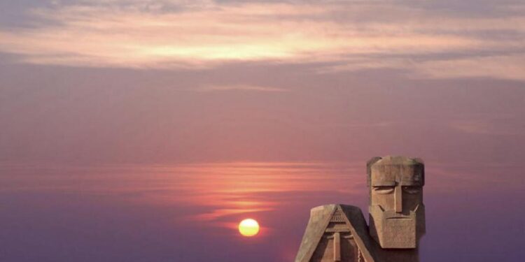 Փաշինյանի կերտած Հայաստանում Արցախի անկախության օրը չհիշվեց. «Ժողովուրդ»