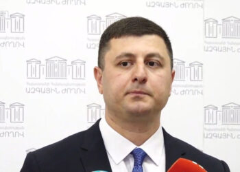 «Իշխանությունն իր ուժերը մոբիլիզացրել է, որպեսզի Արցախի հետ տեղի ունեցածի պատասխանատվությունը բաշխի բացառապես արցախցիների վրա»․ Տ. Աբրահամյան