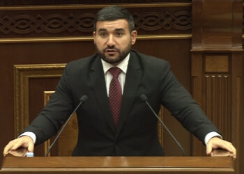 «Ձեր ստորագրած ամեն մի փաստաթուղթը միտված է՝ ՀՀ-ն մտնի ՌԴ կամ միութենական կազմի մեջ». Վահագն Ալեքսանյան