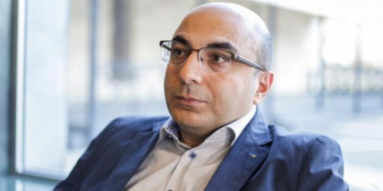 «Հայաստանը հաստատակամ-սողացող քայլերով գնում է դեպի թուրքական ազդեցության գոտի». Վահե Հովհաննիսյան