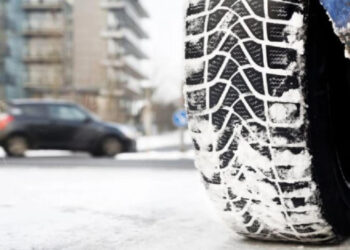 ՆԳՆ ոստիկանությունը վարորդներին հորդորում է երթևեկել ձմեռային անվադողերով