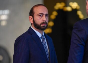 Արարատ Միրզոյանը մեկնել է Մոսկվա