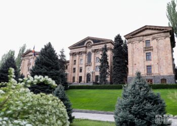 Քննարկում Աժ-ում. «Անկախության հռչակագրի անժամանցելի արդիականության մասին» ԱԺ հայտարարության նախագիծ. ՈՒՂԻՂ