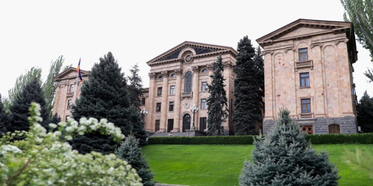 Քննարկում Աժ-ում. «Անկախության հռչակագրի անժամանցելի արդիականության մասին» ԱԺ հայտարարության նախագիծ. ՈՒՂԻՂ