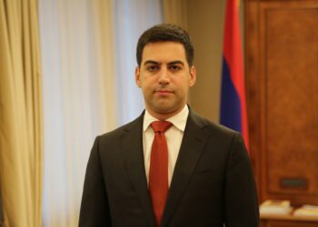 «Մեր նպատակին չենք հասել, քանի դեռ ստվերի մասին վկայող ակնհայտ դեպքերը մեր քաղաքացիների աչքի առաջ են». ՊԵԿ նախագահը շնորհավորել է հարկային ծառայողներին՝ ծառայության ստեղծման օրվա առթիվ